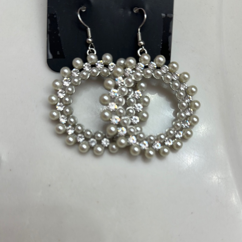 Elegant Silver and Pearl Hoop Earrings